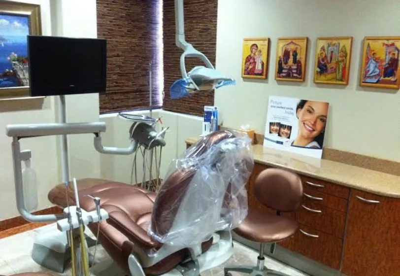 inside the dental exam room at Desert Dental Spa, a dental office in Palm Desert, CA